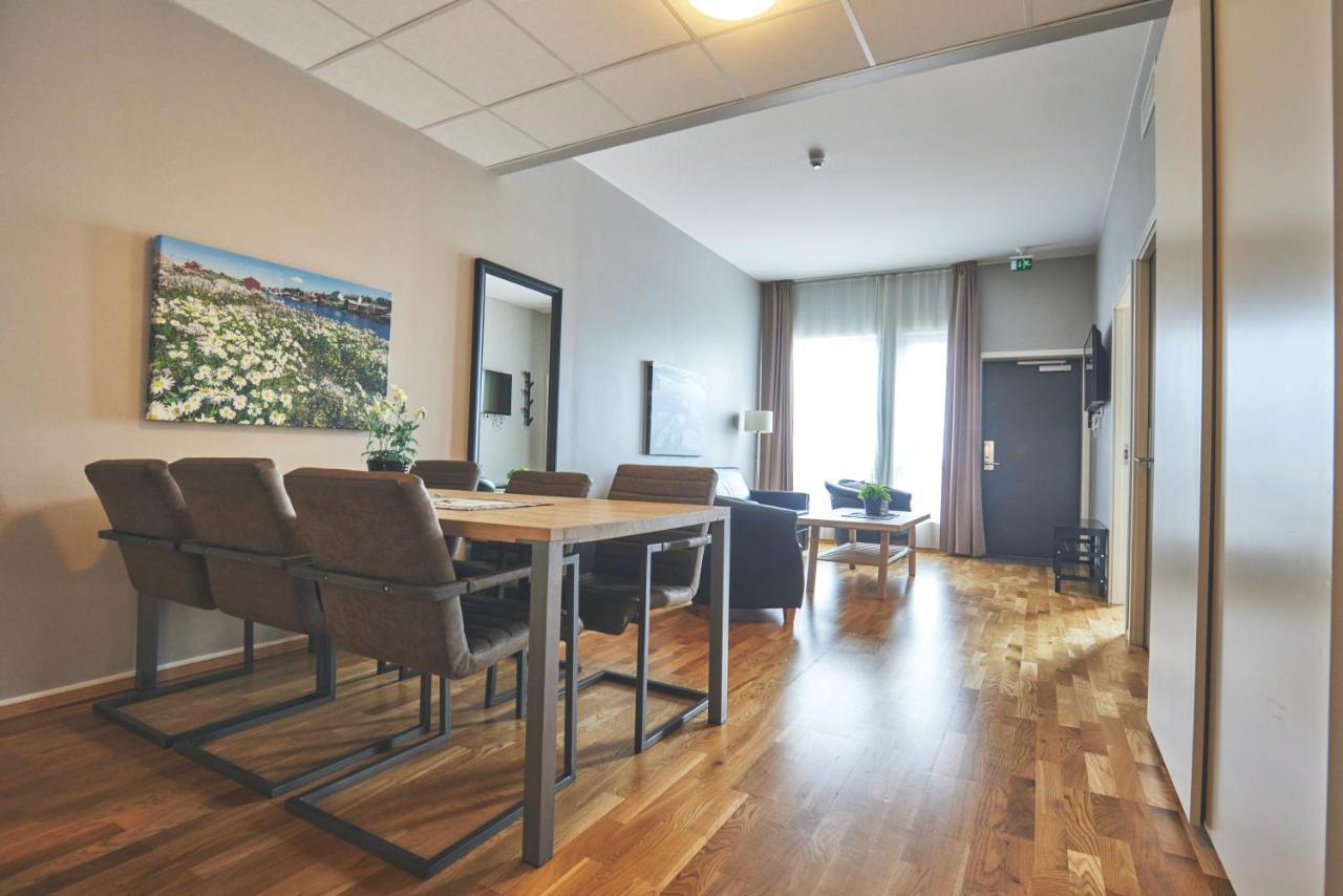 Hotel Froya Sistranda Exteriör bild