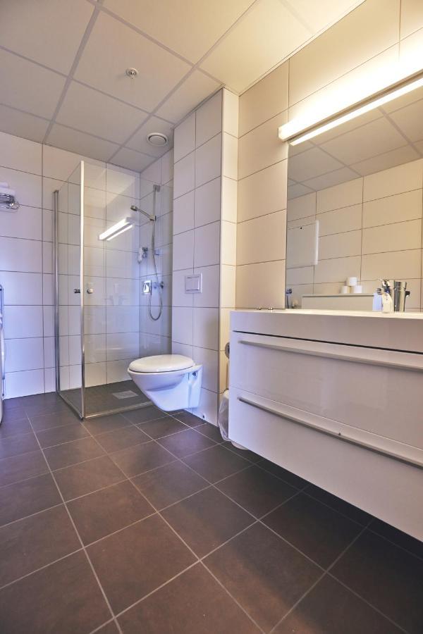 Hotel Froya Sistranda Exteriör bild