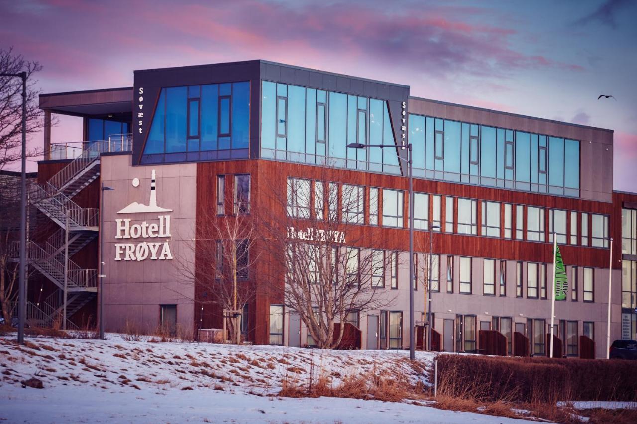 Hotel Froya Sistranda Exteriör bild