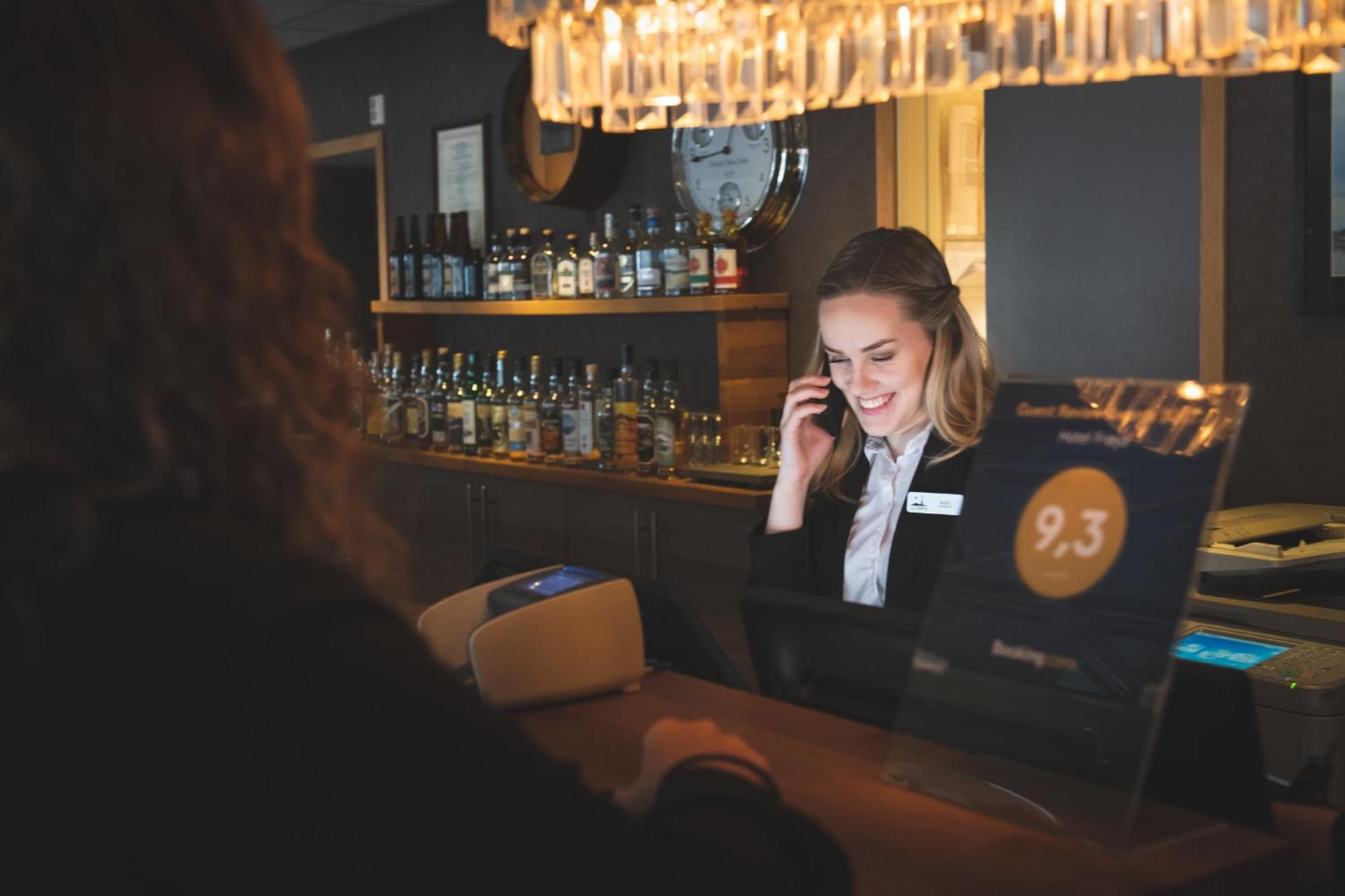 Hotel Froya Sistranda Exteriör bild